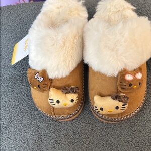 Hello Kitty Tan and Cream Kids Slippers